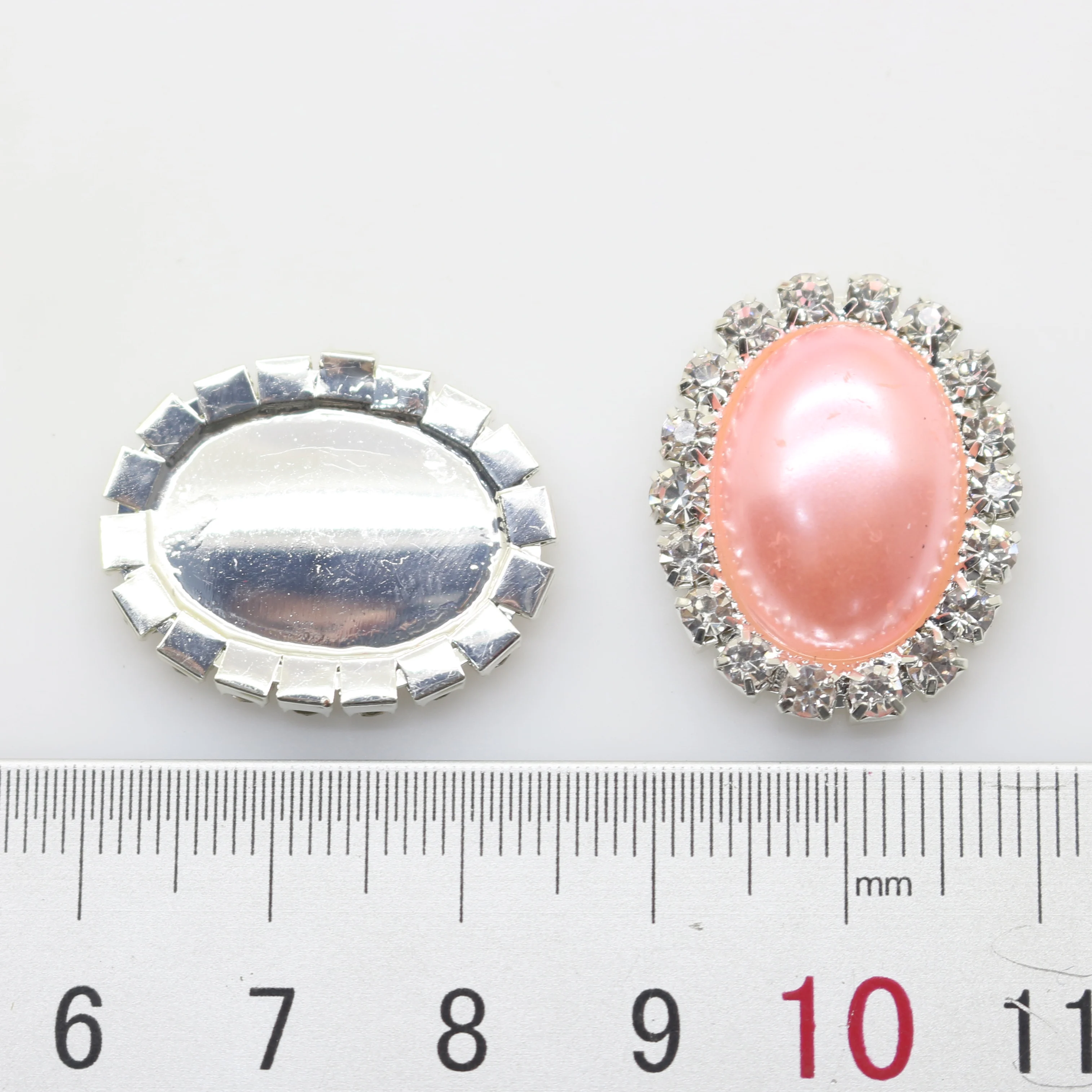 

Sales10pcs / lot 20 * 25MM Oval pearlColor mixing Flat buttonDIY Clothes crafts wild accessories
