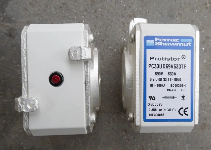 Предохранители: PC33UD69V550TF 6 9 URD 33 TTF 0550 W300077/PC33UD69V630TF X300078 aR|Перемычки| |