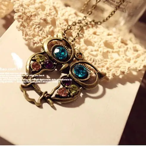 Ожерелье с подвеской имитацией драгоценного камня в стиле ретро | Украшения и