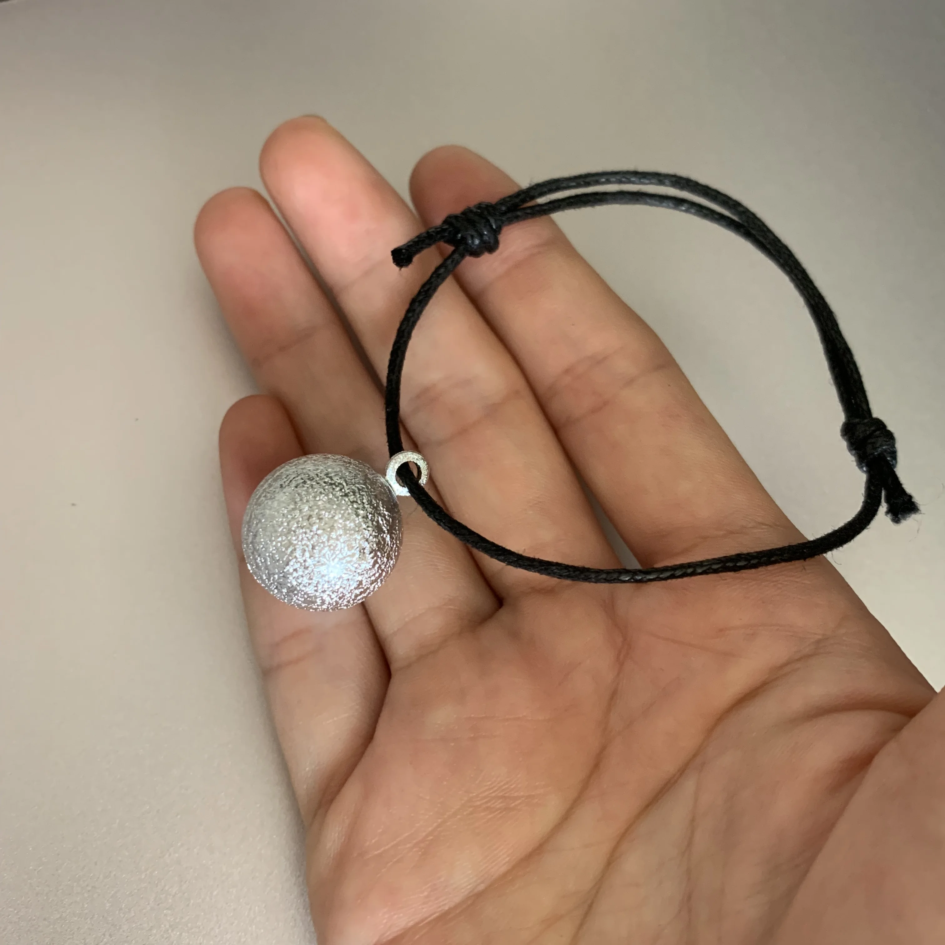 Whoesale babybell пение bola полностью закрытое уплотнение мяч колокольчик Шарм мама и ребенок Воск Веревка регулируемые браслеты