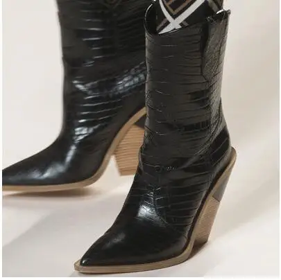 Moraima Snc/Женская обувь кожаные ботильоны на танкетке пикантные Подиумные ботинки с