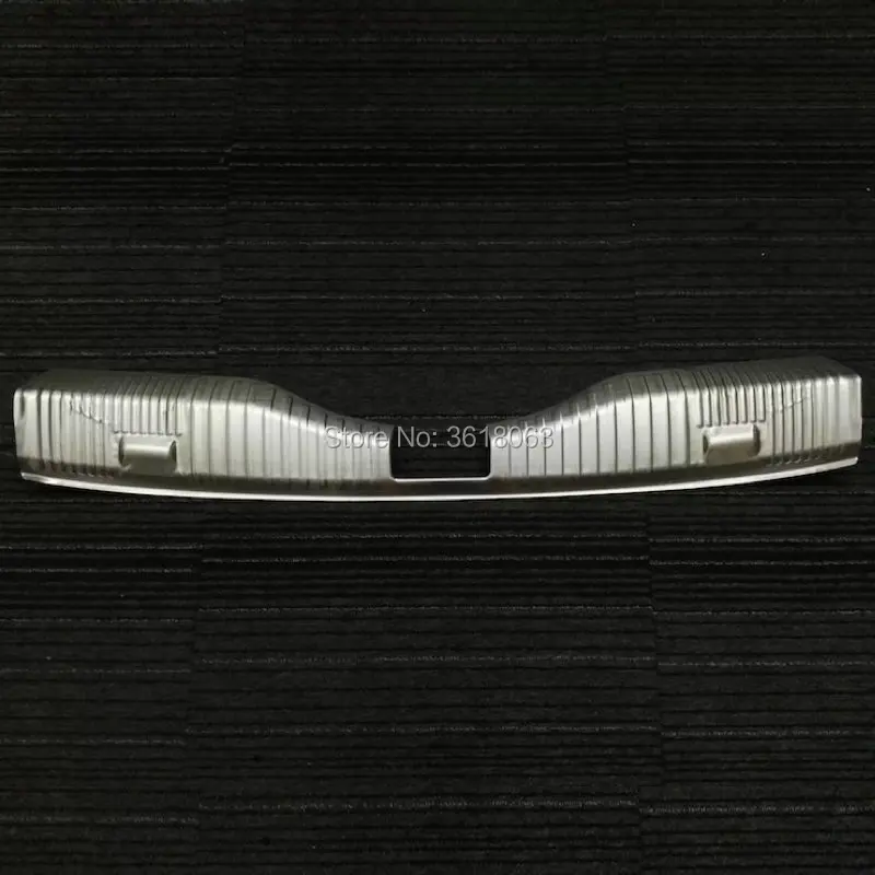 For Chevrolet Cruze 2017 2018 Rear Bumper Cover Door Sill plate protector Guard Panel Trim Stainless Steel Car-styling Accessory |