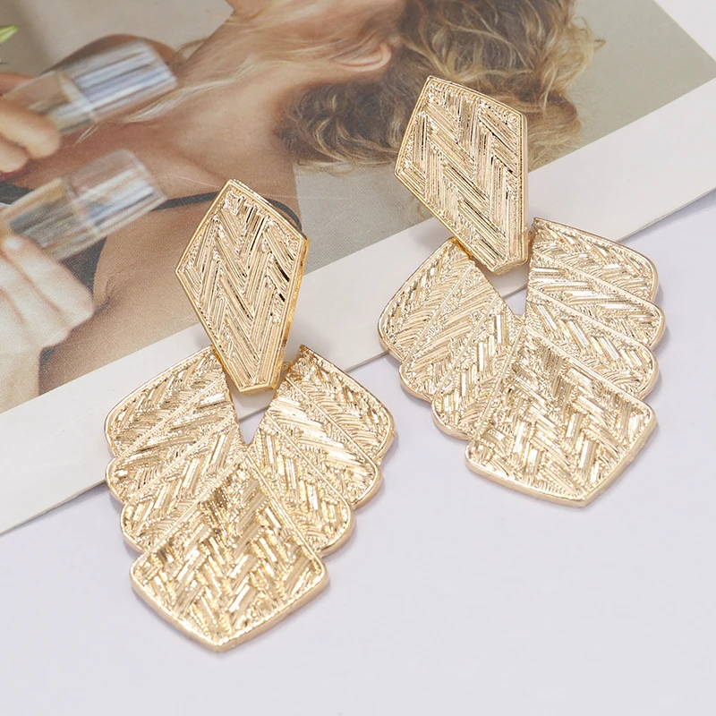 Большие серьги висюльки для женщин винтажные в стиле панк с листьями девушек