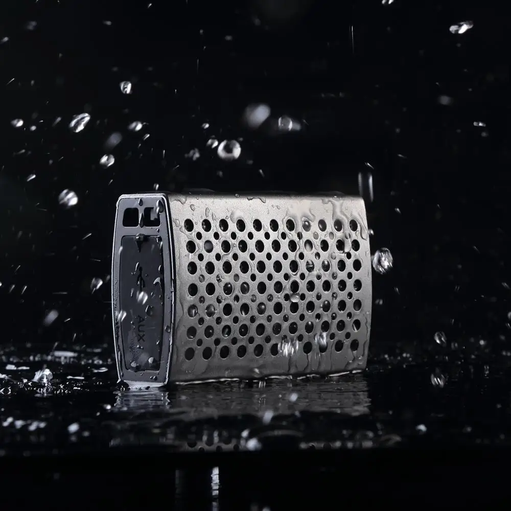 Портативный беспроводной Bluetooth Динамик COMISO со встроенным микрофоном и