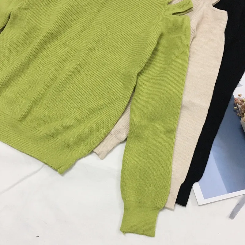 Фото High Quality Pure Colors Autumn Winter sweater NEW European Style Women Fashion Outwear Pullovers Knitted Cashmere Sweater Женская High Quality Pure Colors Autumn Winter sweater NEW European Style Women Fashion Outwear Pullovers Knitted Cashmere Sweater Женская