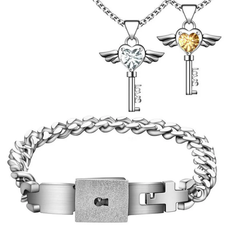 2PCS Fashion A Couple Jewelry Sets For Lovers Titanium Steel Love Heart Lock Bracelets Bangles Key Pendant Necklace Couples Set | Украшения