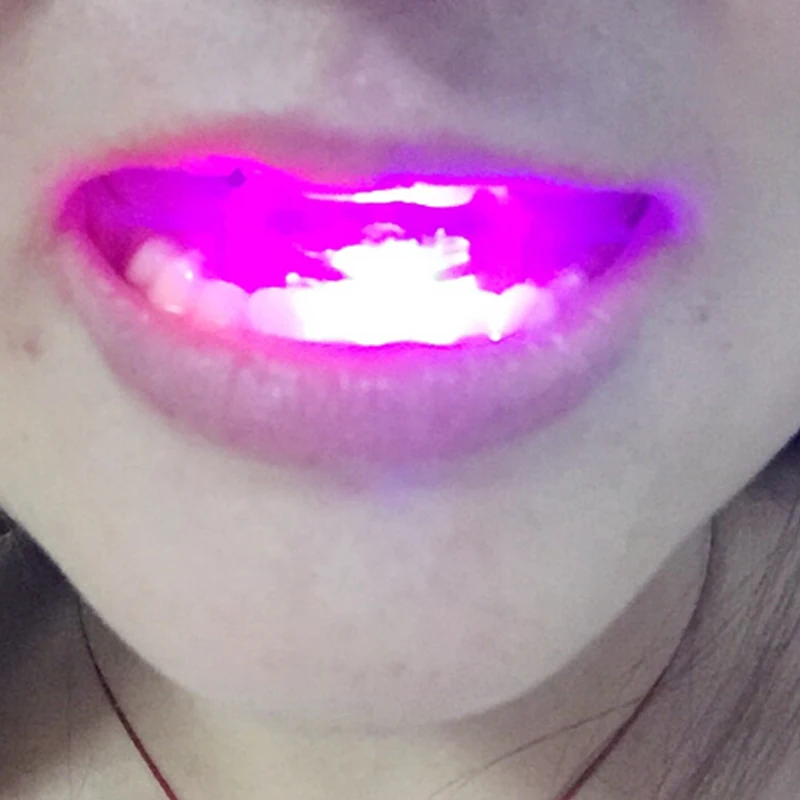 

New 12pcs Flashing Flash Brace Mouth Guard Piece Festive Party Supplies Glow Tooth Funny Light Up Colorful Kids Children Toys