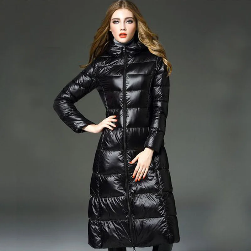 Женская зимняя куртка высокого качества новинка 2018 Модная парка на 90% белом