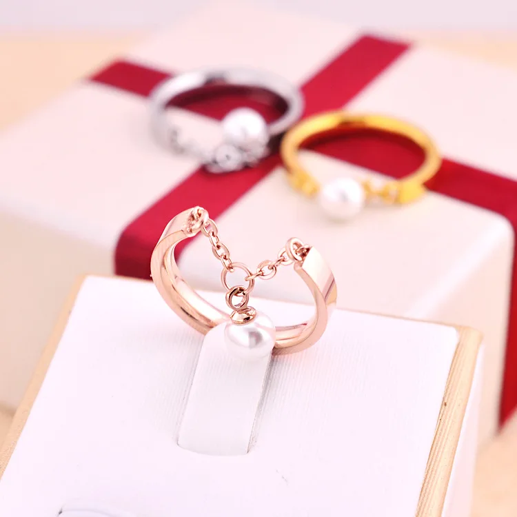 Fashion Rotating Pearl Ring Female Personality Trend Rose Gold Titanium Steel Jewelry love rings for women gift | Украшения и