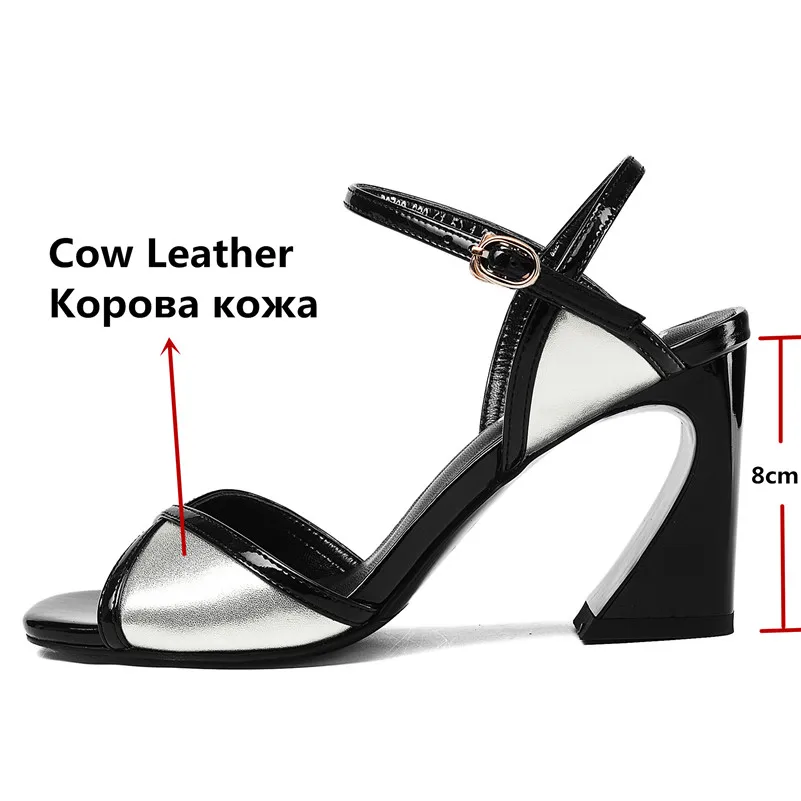 Фирменный дизайн босоножки из натуральной кожи на необычном каблуке женская