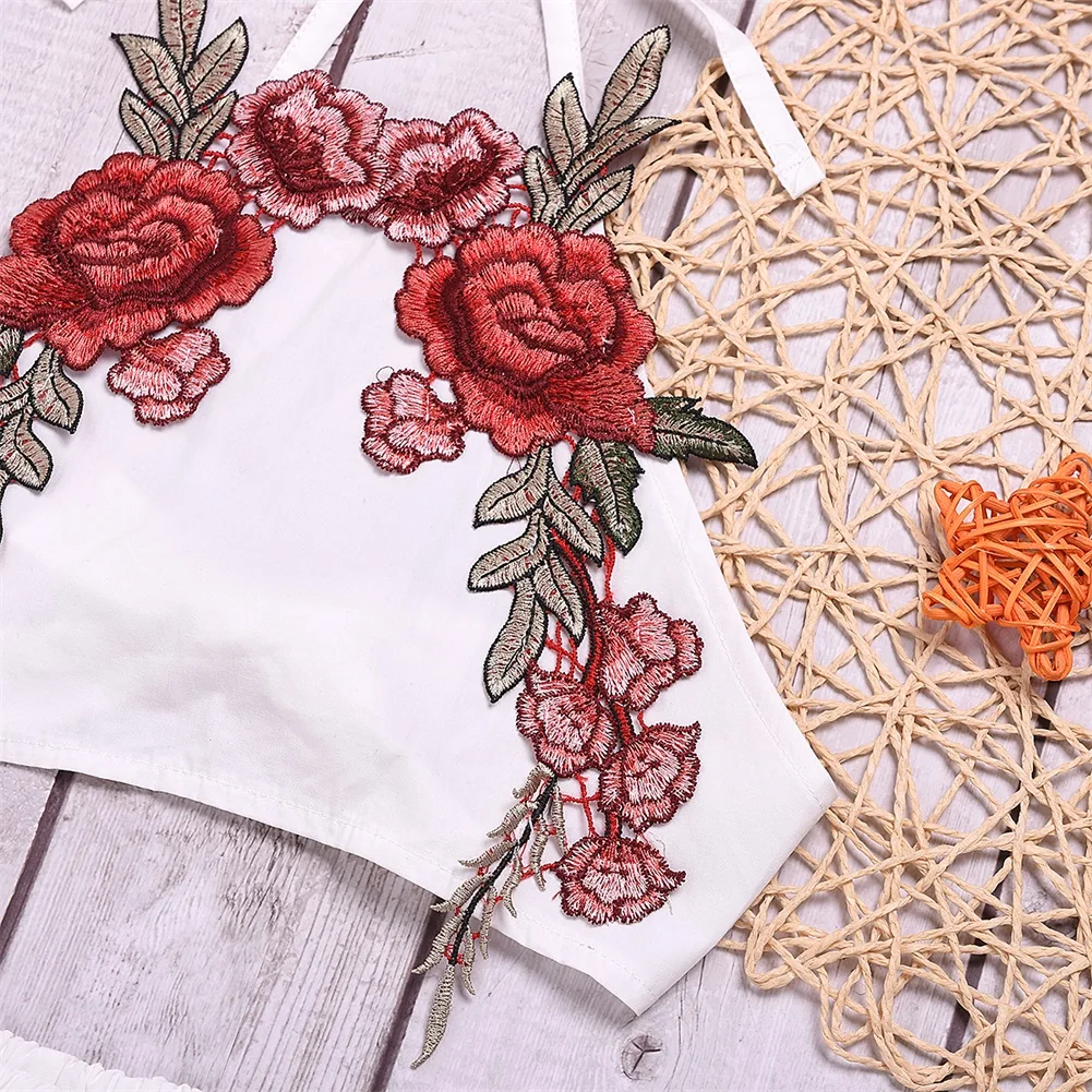 Одежда для маленьких девочек топ на бретелях с цветочным принтом + короткие штаны