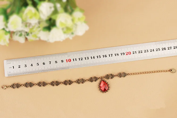 2017 Горячие продажа Готический стиль ретро красный капли воды кристалл ножные