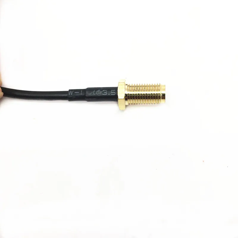 Миниатюрная присоска антенна Baofeng BF-UV5R BF888S UV82 UV6R радио SMA -F 400-470MHZ Антенна |