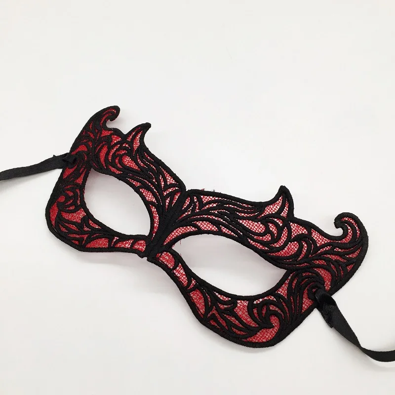 Красная серия принцесс Сексуальная кружевная маска украшения для Хэллоуина дня