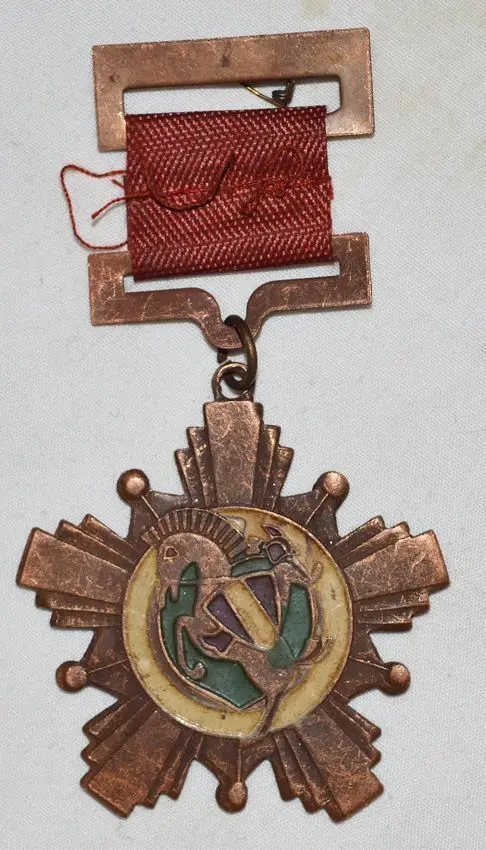 Китайская народная медаль верность КМТ отвага бронзовая награда рыцарь орден