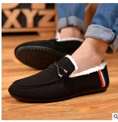 

2018Hot new Men Loafers Outdoor Breathable Casual Shoes Fashion Lazy Men Flats Moccasins Snow Boots size39-44