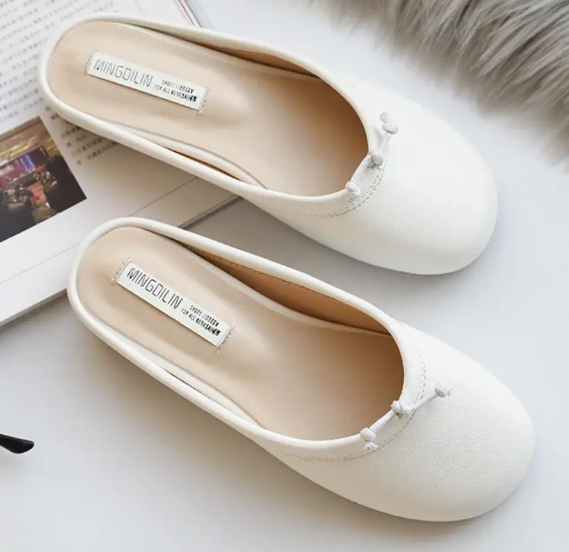 beige pu Тапочки на плоской подошве с закрытым носком и бантиком женская обувь без застежки из флока и кожи в Корейском стиле осенние удобные тапочки шлепанцы для девочек - Цвет: beige pu