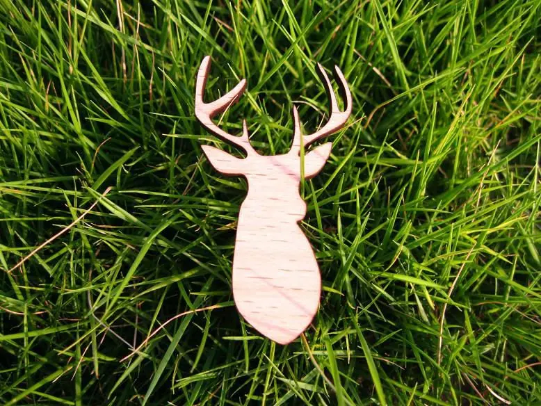 Прекрасный дизайн Новое поступление просто деревянная брошь с булавкой в виде