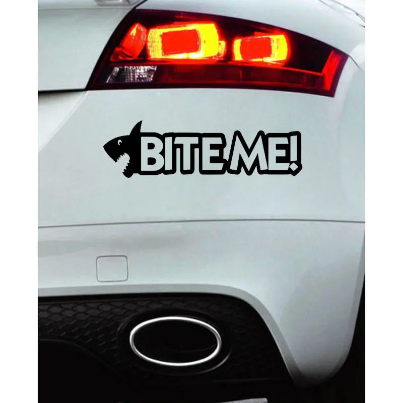 YJZT 15 см * 4 3 SHARK BITE ME забавные домашние Виниловая пленка для оклеивания автомобилей