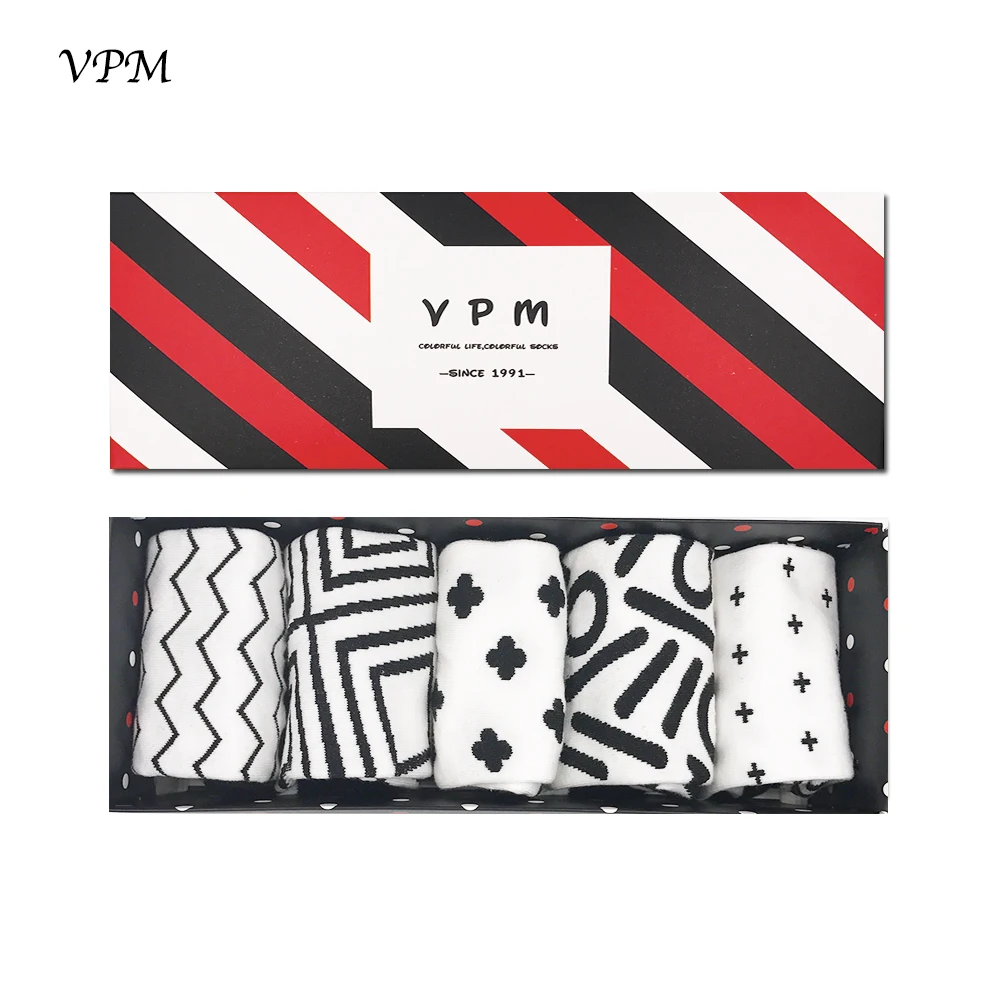 

VPM GIFT BOX Winter Autumn Warm Women Socks Black White Harajuku Cotton Geometric Pattern Funny Socks (5 pairs / lot )