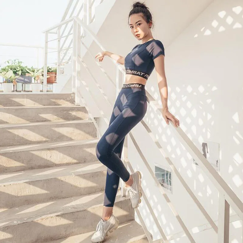 Для женщин yoga комплекты спортивные Фитнес костюмы Спортивная одежда для бега леггинсы спортивный топ+ для тренировок и занятий в спортзале, брюки 2 шт./компл. Спортивная yoga наборы для ухода за кожей