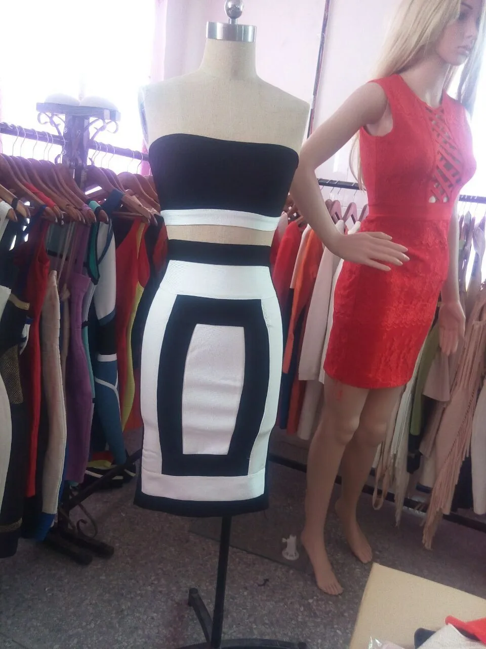 Женский топ без бретелек Leger Babe черный и белый клубный комплект из двух предметов
