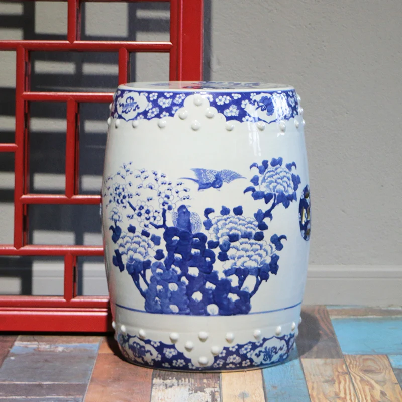

Сине-белый фарфоровый стул Jingdezhen с ручной росписью в виде цветка и птицы