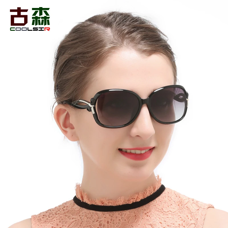 Классические солнцезащитные очки в винтажном стиле женские брендовые