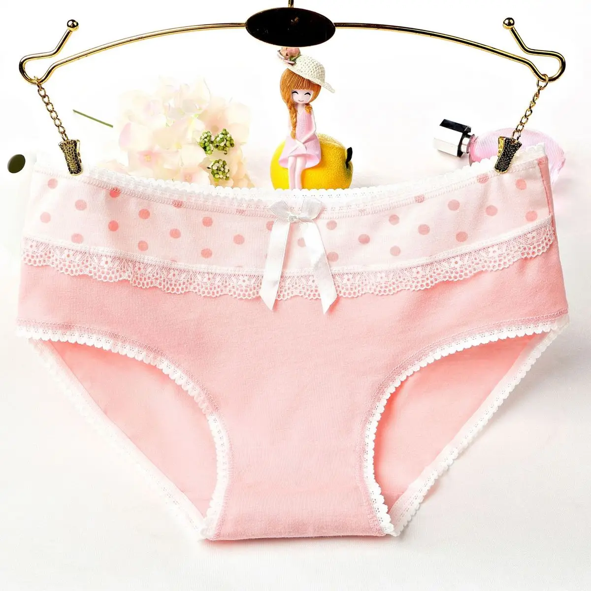 2019 Ladies Underwear Woman Panties Sexy Lace Plus Size Panty Transparent Middle-Rise Cotton Briefs Intimates New Hot Sale |