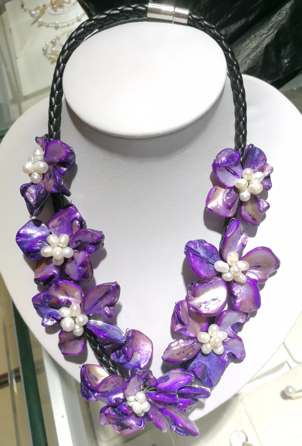 

Women Jewelry 7 purple flowers Pendant white freshwater pearl handmade shell necklace black Leather rope 45cm 18''