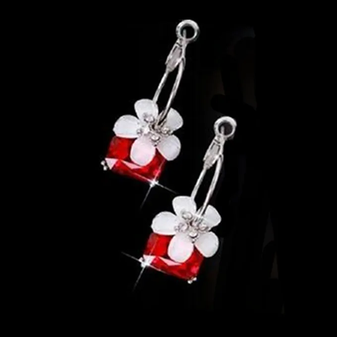 Red Новое поступление горячие модные цветы Bijoux серьги-гвоздики женские квадратные Красочные Кристальные серьги для женщин ювелирные изделия - Окраска металла: Red