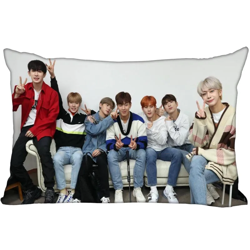 Горячая Корея-поп на заказ MONSTA X атласная наволочка 35x45 см(одна сторона) печатная молния шелковая наволочка индивидуальный логотип подарок - Цвет: 7