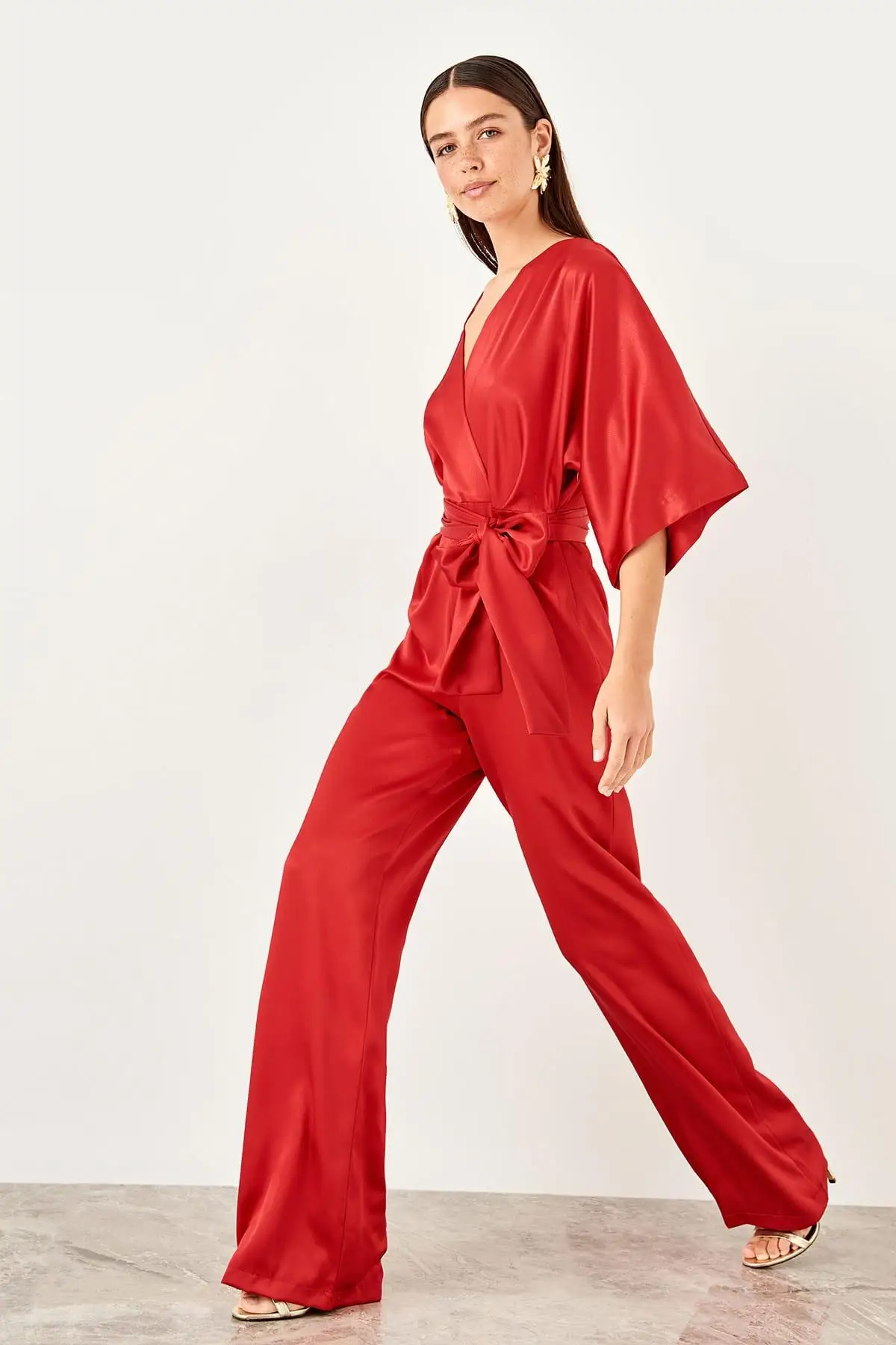 Trendyol красный комбинезон с поясом TPRSS19YL0038 |