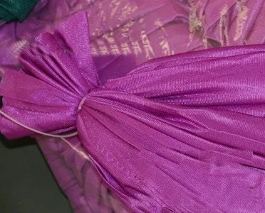 Violet XC полный комплект Воздушный Гамак для йоги 5 м x 2,8 м 16 цветов, качественный Воздушный Гамак для йоги+ 2 карабина+ 2 шт. набор цепочка с ромашками, качественный ремень для йоги - Цвет: Violet