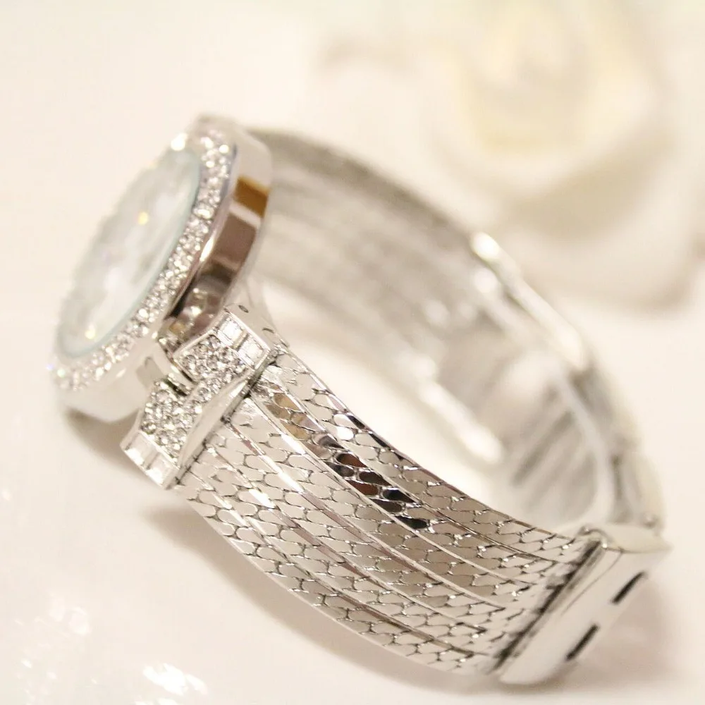 Часы наручные BS женские со стразами модные роскошные золотистые с браслетом |