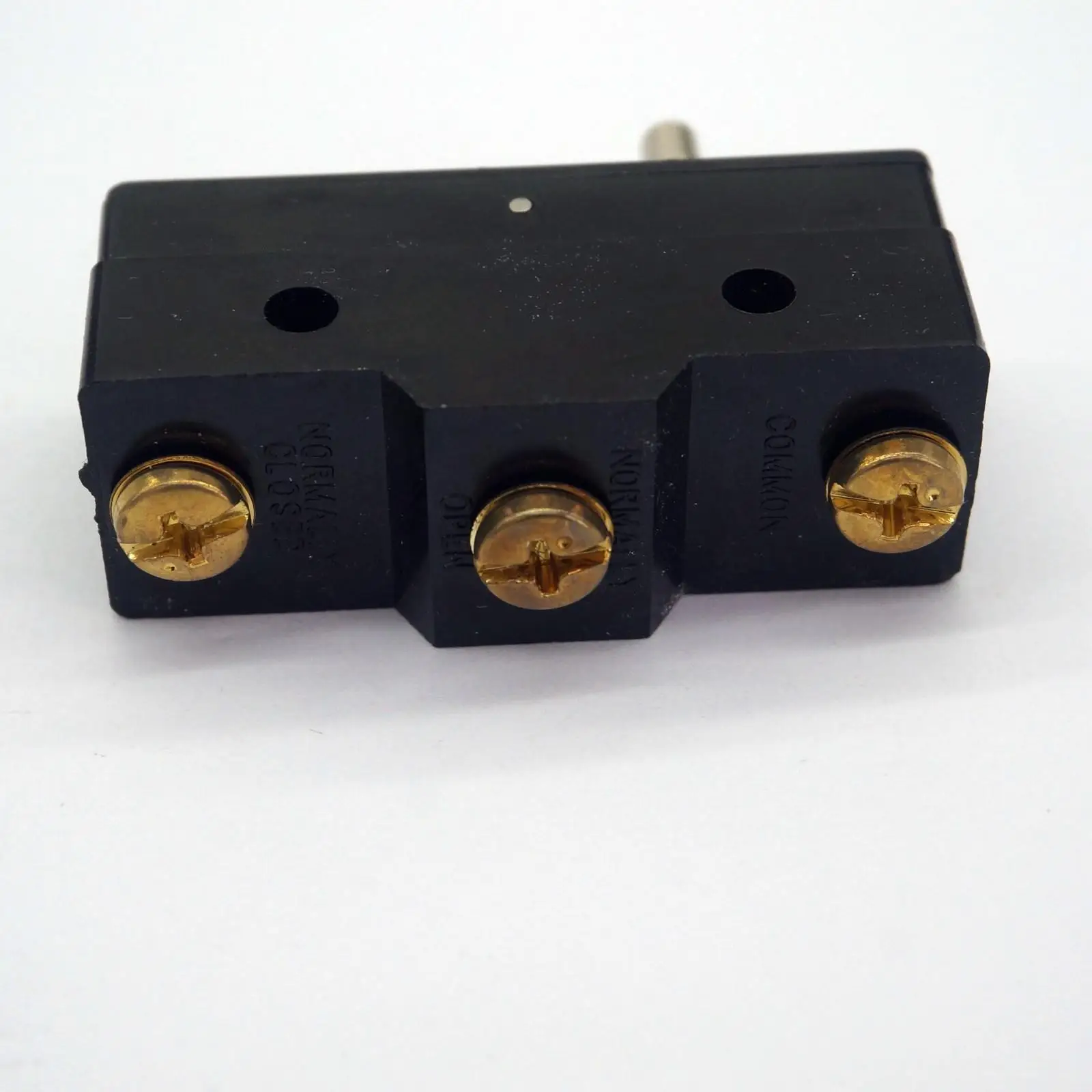 Фото XZ-15GS-B 15A 125VAC Micro Switch Slim язычковый Плунжер типа IP40 защита Обустройство дома XZ-15GS-B 15A 125VAC Micro Switch Slim язычковый Плунжер типа IP40 защита Обустройство дома