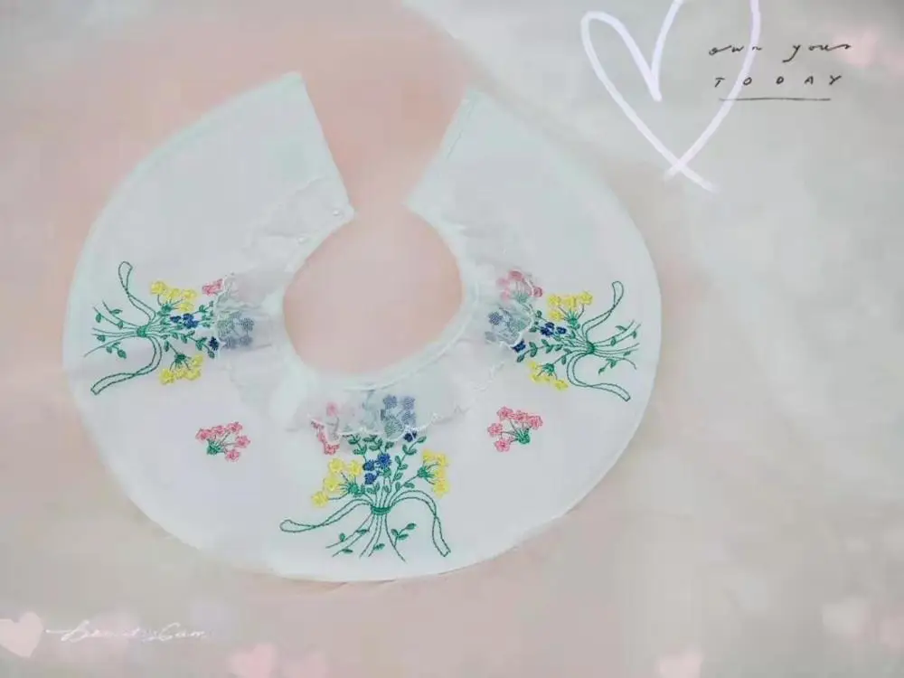

Baby Bibs Bandana Burp Cotton Lace Pink and White Baby Girl Bibs Lovely Cute Embroidery Bib Infant Babador Saliva Towels