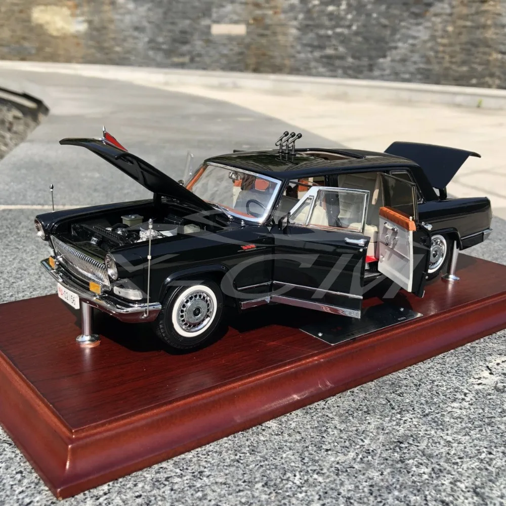 Limousine (черный) модель автомобиля 1:24 HongQi CA772TJ|Наземный транспорт| |