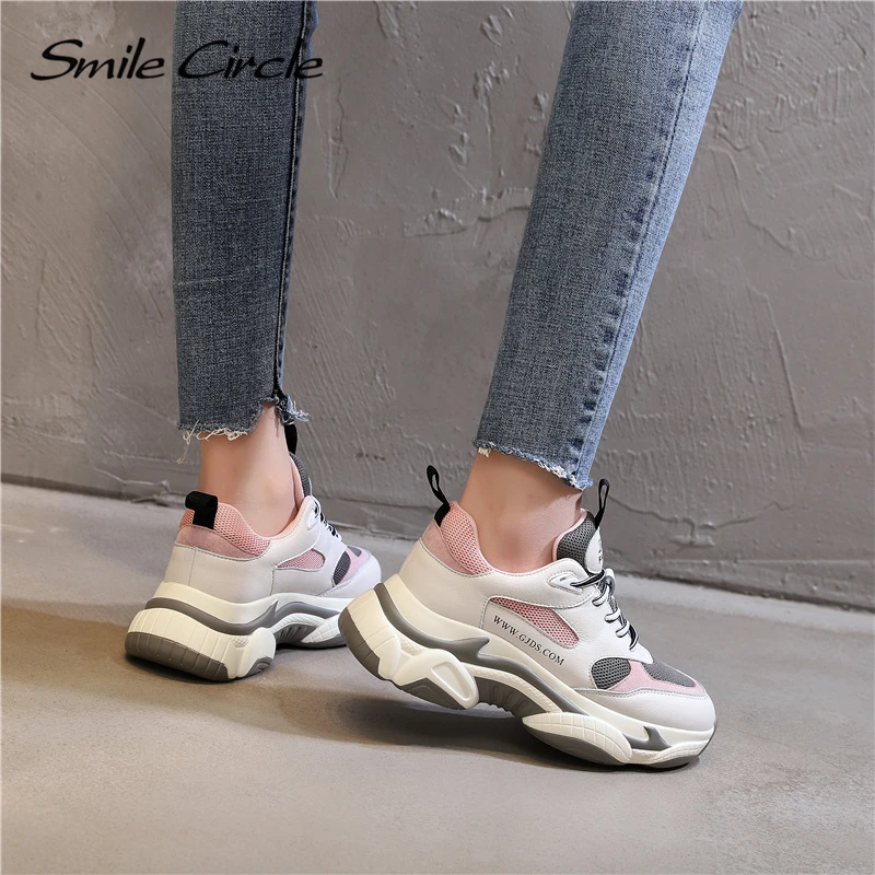 Женские кроссовки со шнуровкой Smile Circle розовые повседневные на массивной плоской