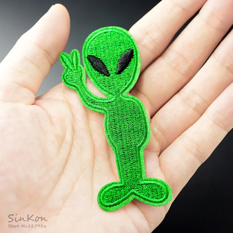 Вышитая нашивка Alien (Размер: 3 7 х8 5 см) приклеивается утюгом аппликация для шитья