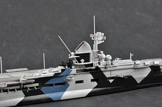 1/700 Трубач 06709 немецкий ВМС Граф Цеппелин модель хобби