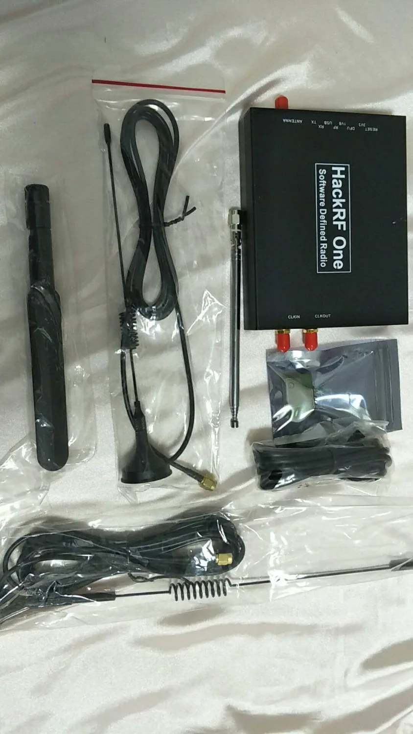 Оригинальная платформа HackRF One (1 МГц 6 ГГц) с программным обеспечением открытым