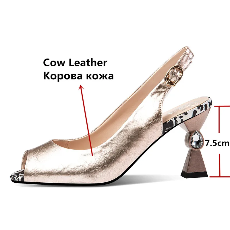 Женские сандалии FEDONAS черные из натуральной кожи на каблуке с открытым носком для