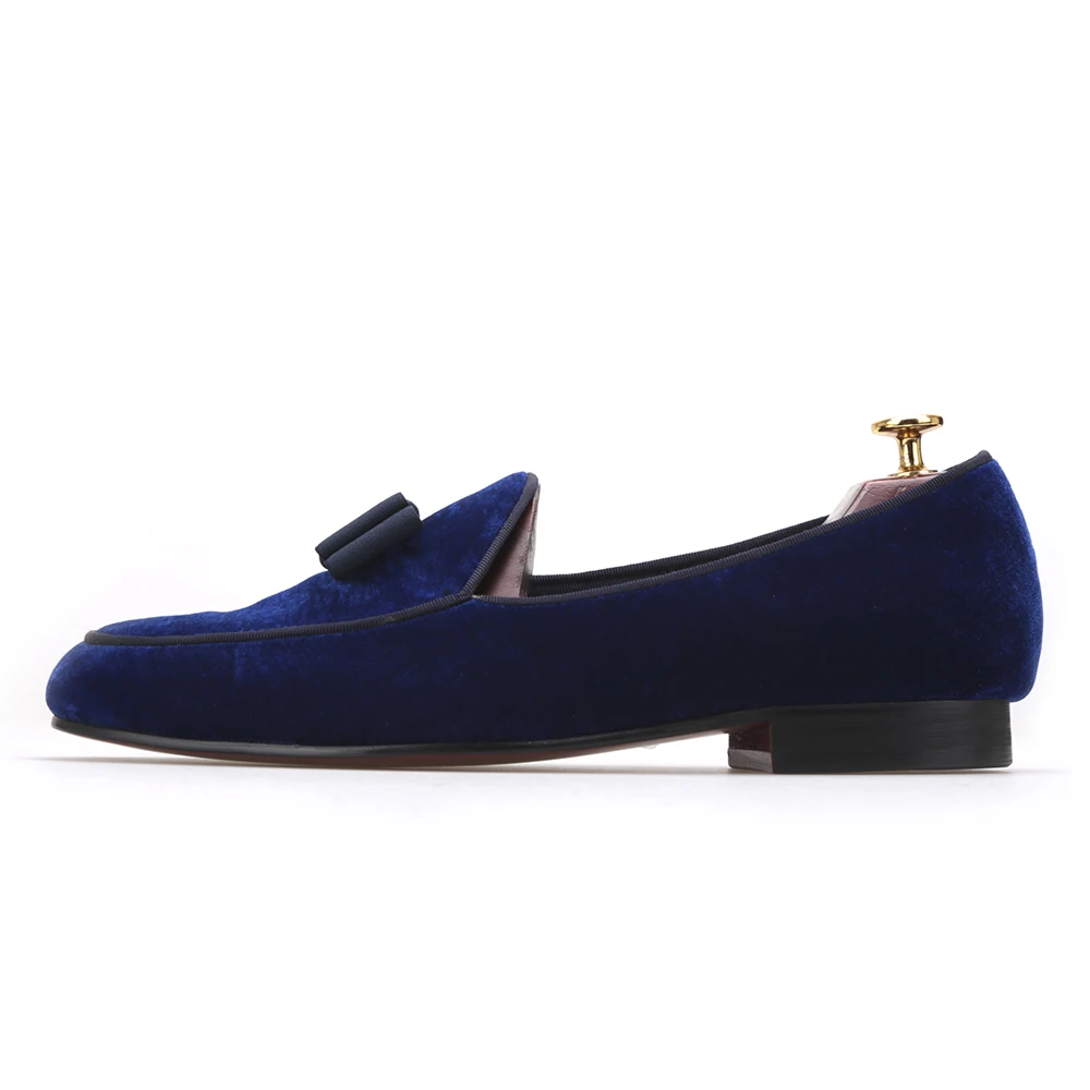 Мужские бархатные туфли ручной работы темно-синие модные мокасины с бантом для