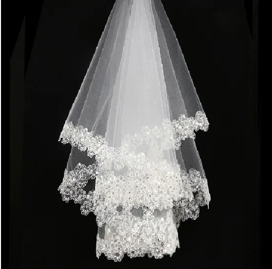 

Women Bridal Short Wedding Veil White One Layer Lace Flower Edge Appliques Without Comb