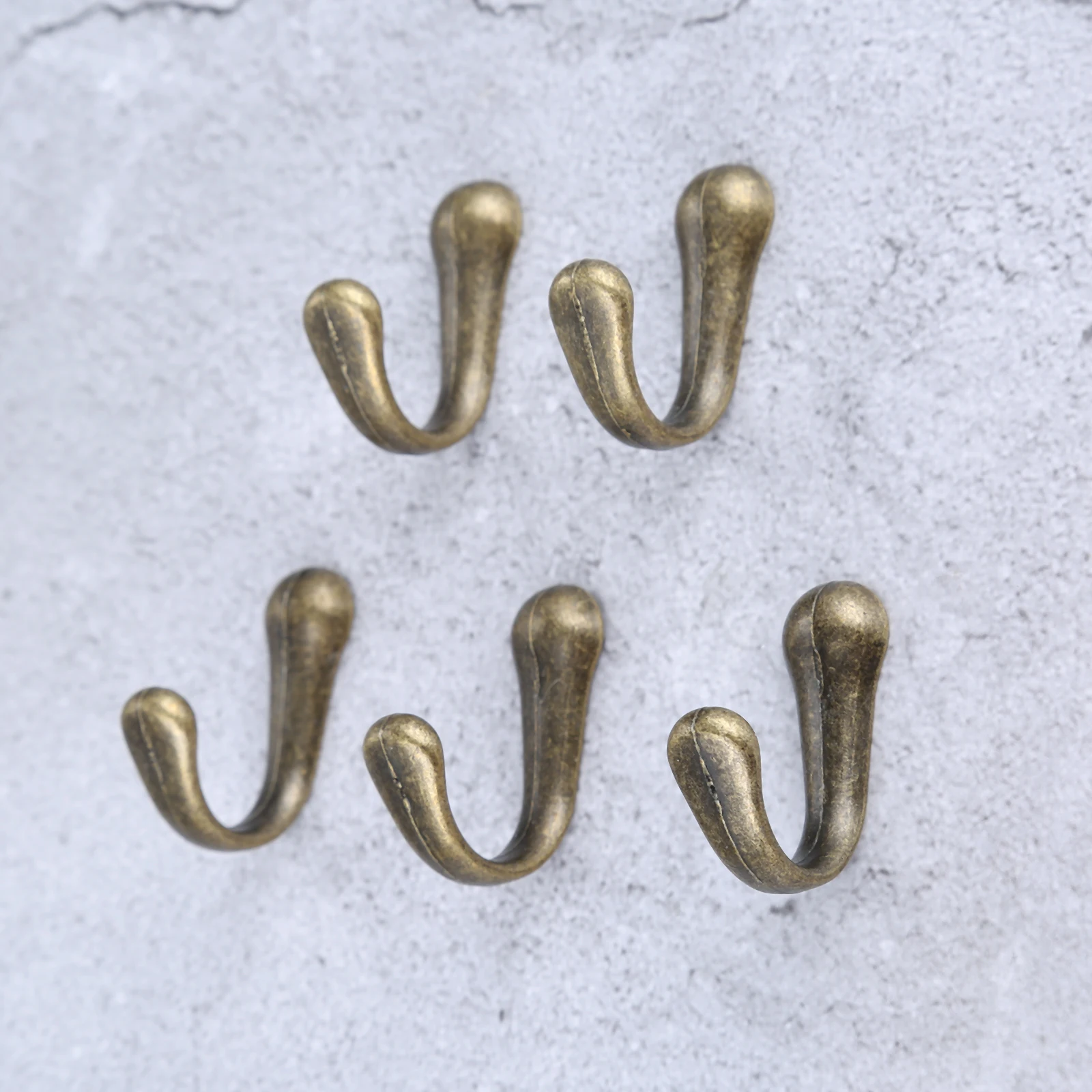 DRELD 5Pcs Antique Bronze Zinc Alloy Hat Coat Clothes Hook Towel Wall Door Hangers Hooks Bathroom Accessories w/Screw 40*15*23mm |