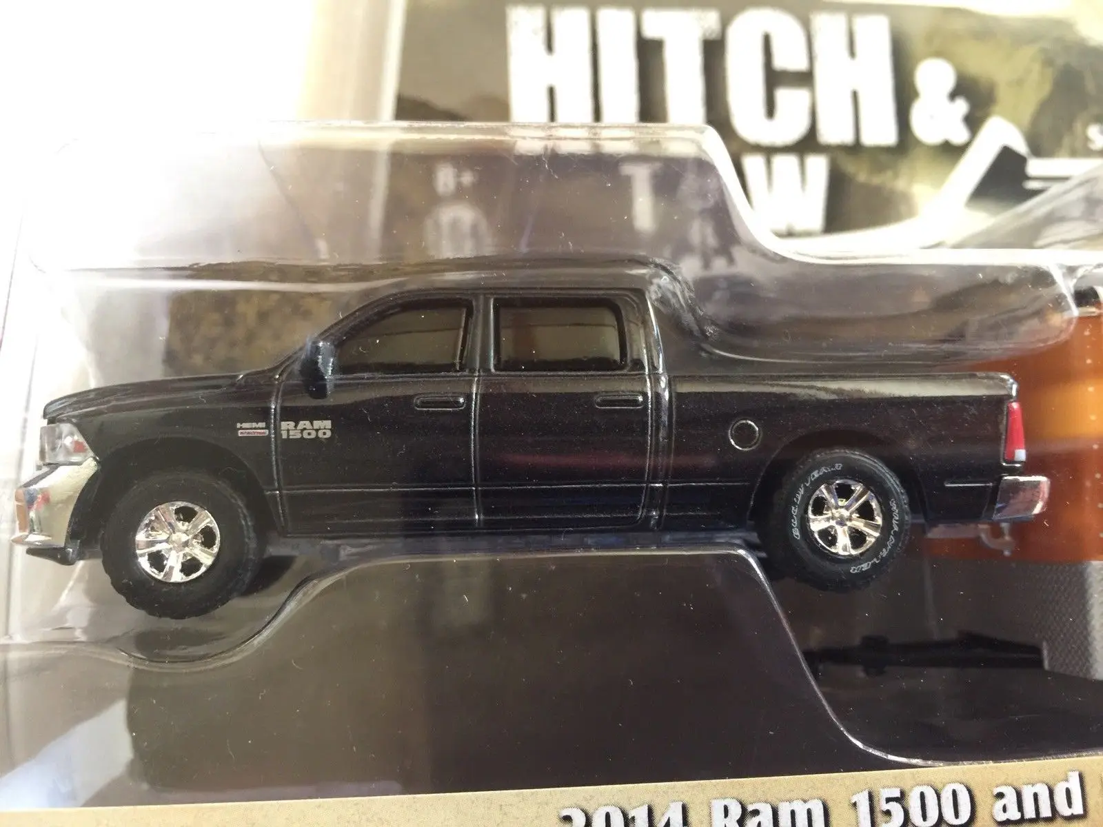 GreenLight 1:64 2014 озу 1500 и закрытый автомобиль бутик из сплава игрушки для детей