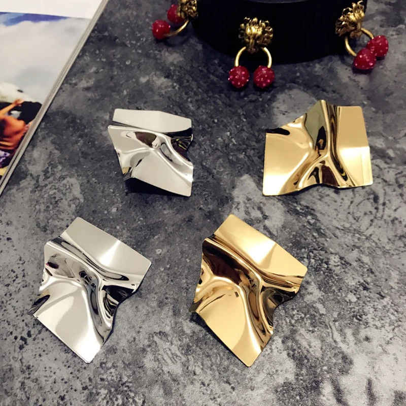 MOON OVER Pleat Simple Exaggerated Metal Earrings Irregular Independent Design Big Stud Earring High Quality Temperament Jewelry | Украшения
