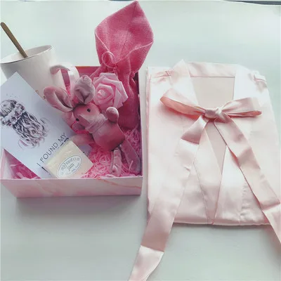 Box set -light pink Атласная пижама-кимоно на заказ, 1 комплект, свадебные подарки на день рождения, юбилей, вечерние Халаты для невесты, подружки невесты - Цвет: Box set -light pink