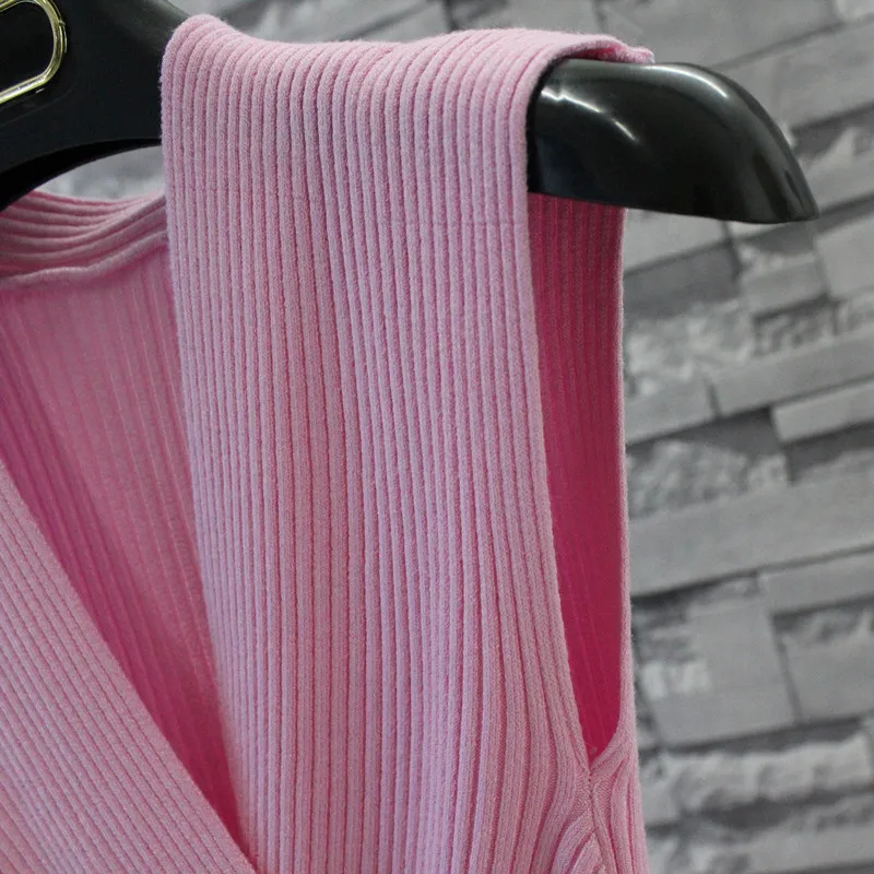 2017 Корейская женская трикотажная жилетка с треугольным вырезом короткий